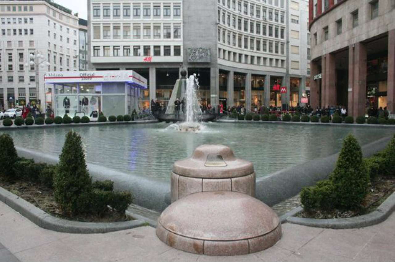 Negozio - Loc.Com. MILANO affitto  CENTRO STORICO san babila elena bassoli studio immobiliare