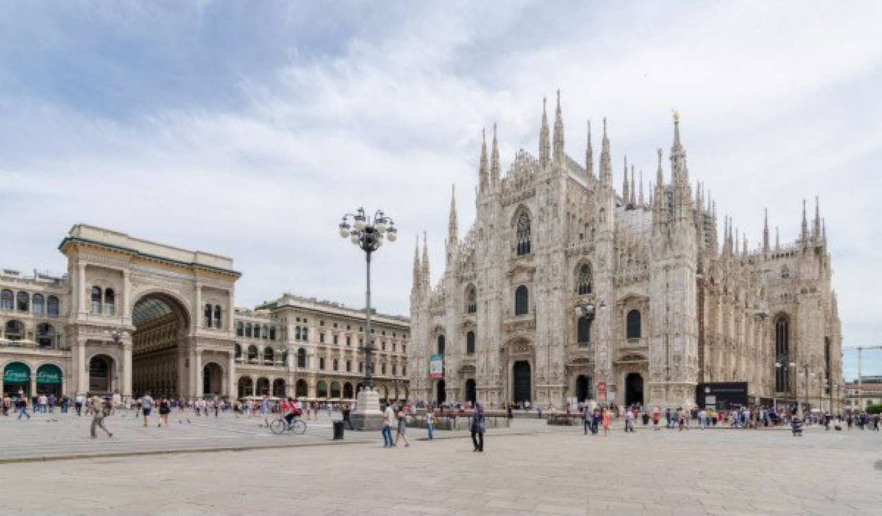 Attico MILANO vendita  CENTRO STORICO PIAZZA DEL DUOMO elena bassoli studio immobiliare