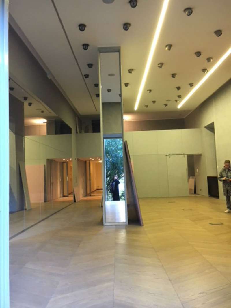 Show Room MILANO affitto  CENTRO STORICO SPIGA elena bassoli studio immobiliare