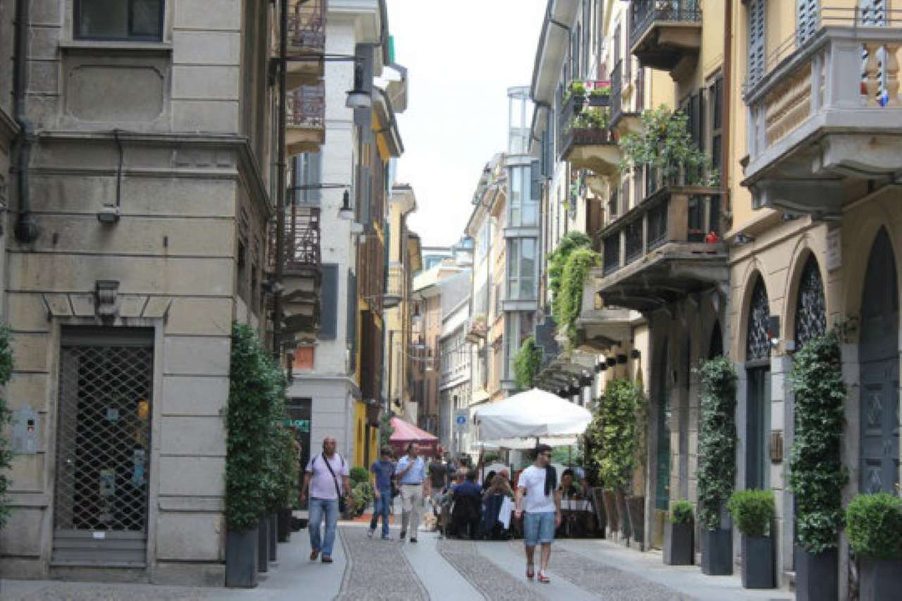 Negozio - Loc.Com. MILANO affitto  CENTRO STORICO palermo elena bassoli studio immobiliare