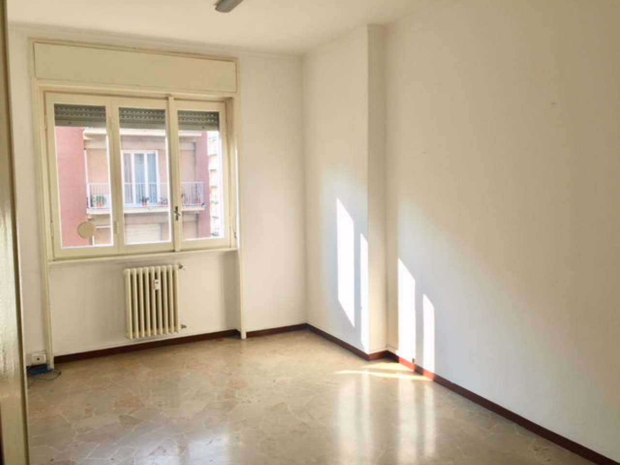 Ufficio - Loc.Com. MILANO affitto  BUENOS AIRES via san benigno mq servizi