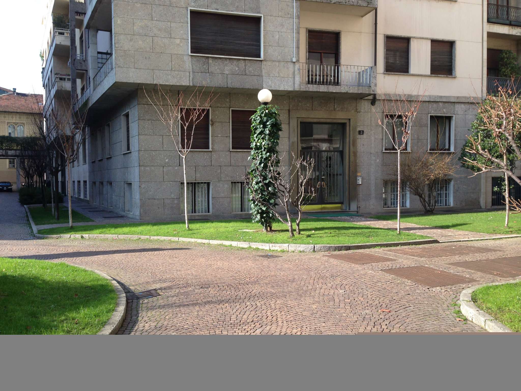 Ufficio - Loc.Com. MILANO affitto  V GIORNATE Guastalla mq servizi