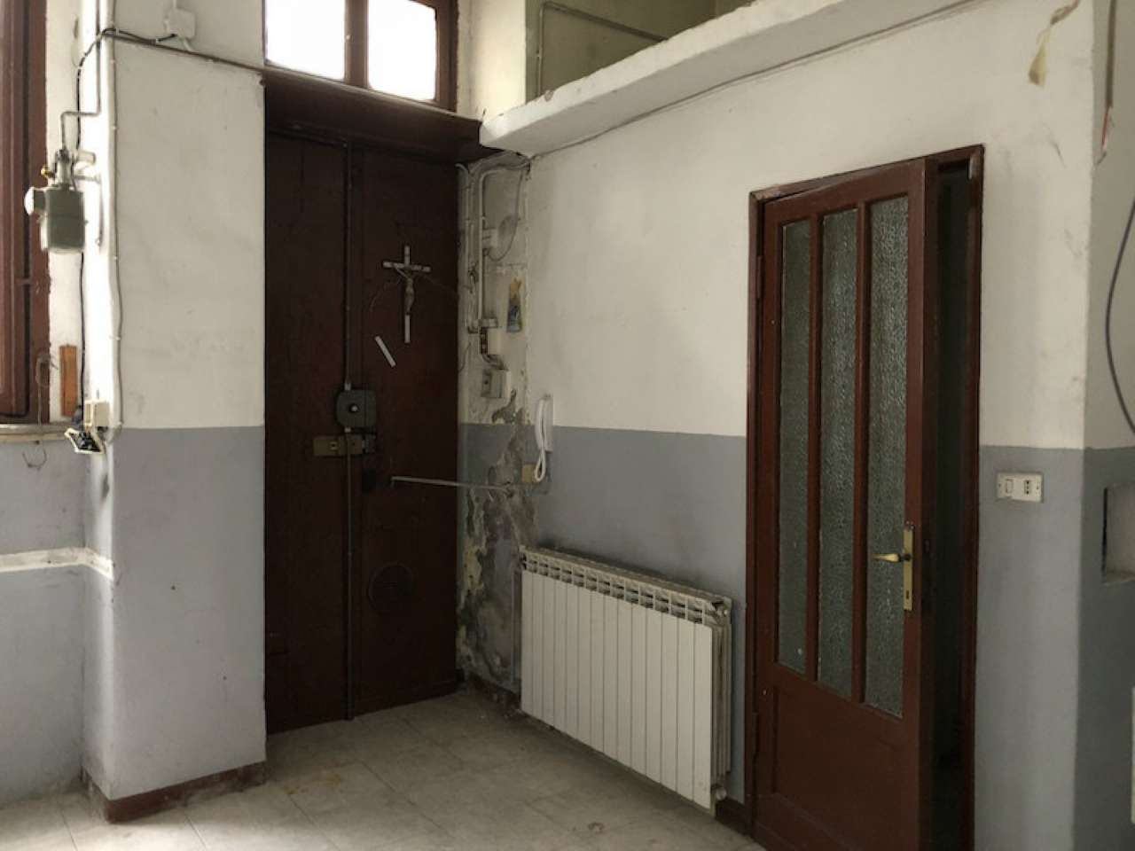 Negozio - Loc.Com. MILANO vendita  REPUBBLICA nino oxilia Habitat Srl - Ag. Porta Romana