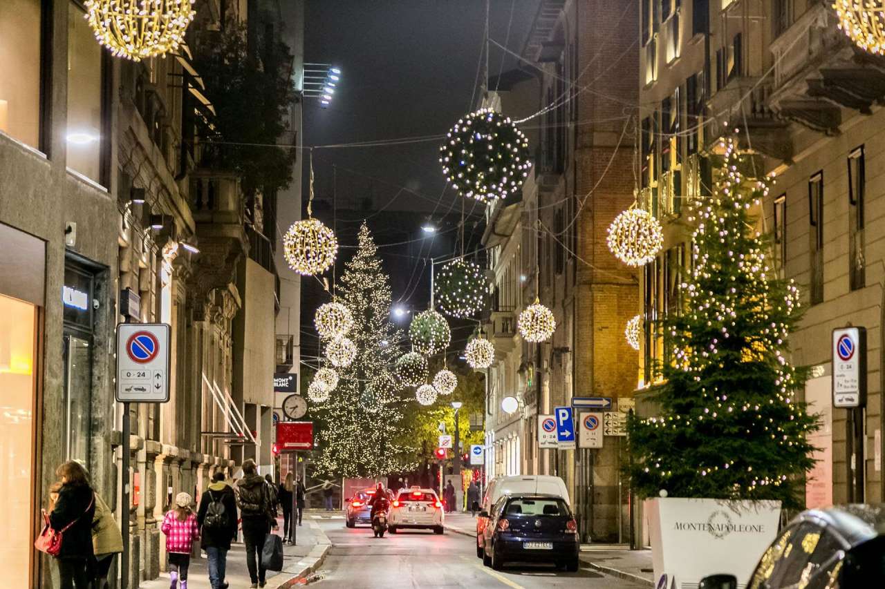 Show Room MILANO affitto  CENTRO STORICO Monte Napoleone REALAB