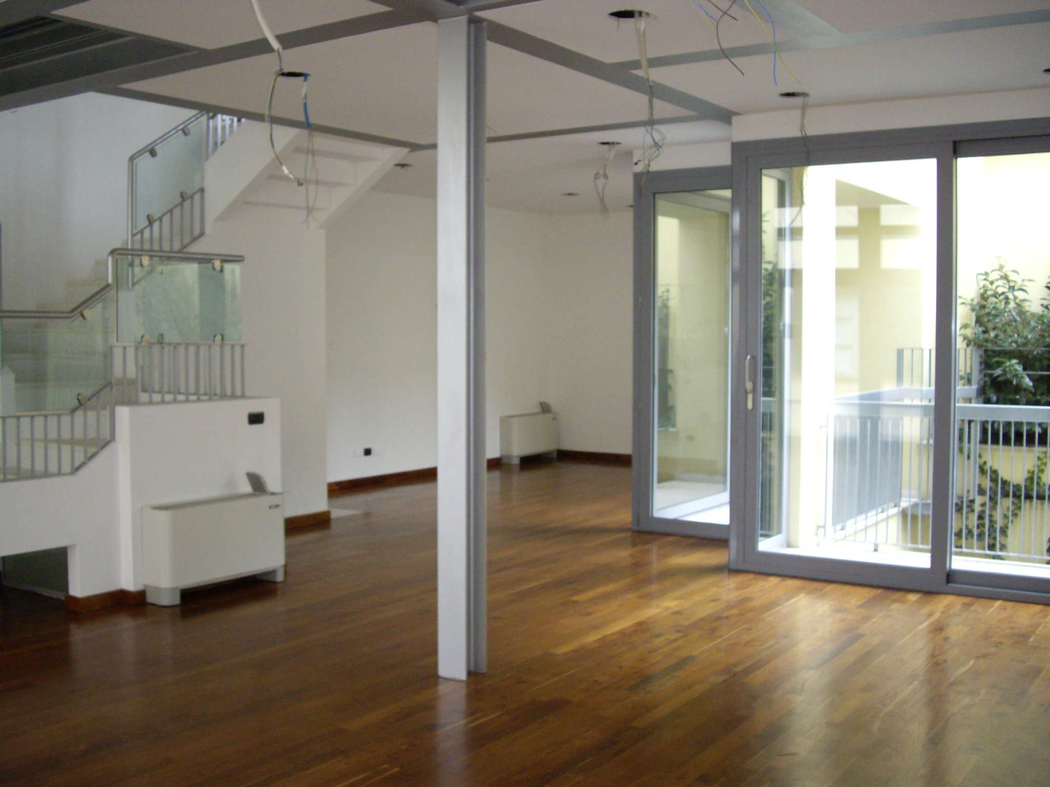 Ufficio - Loc.Com. MILANO vendita  ROMOLO Via Morimondo IMMOBILIARE DELLA SCALA