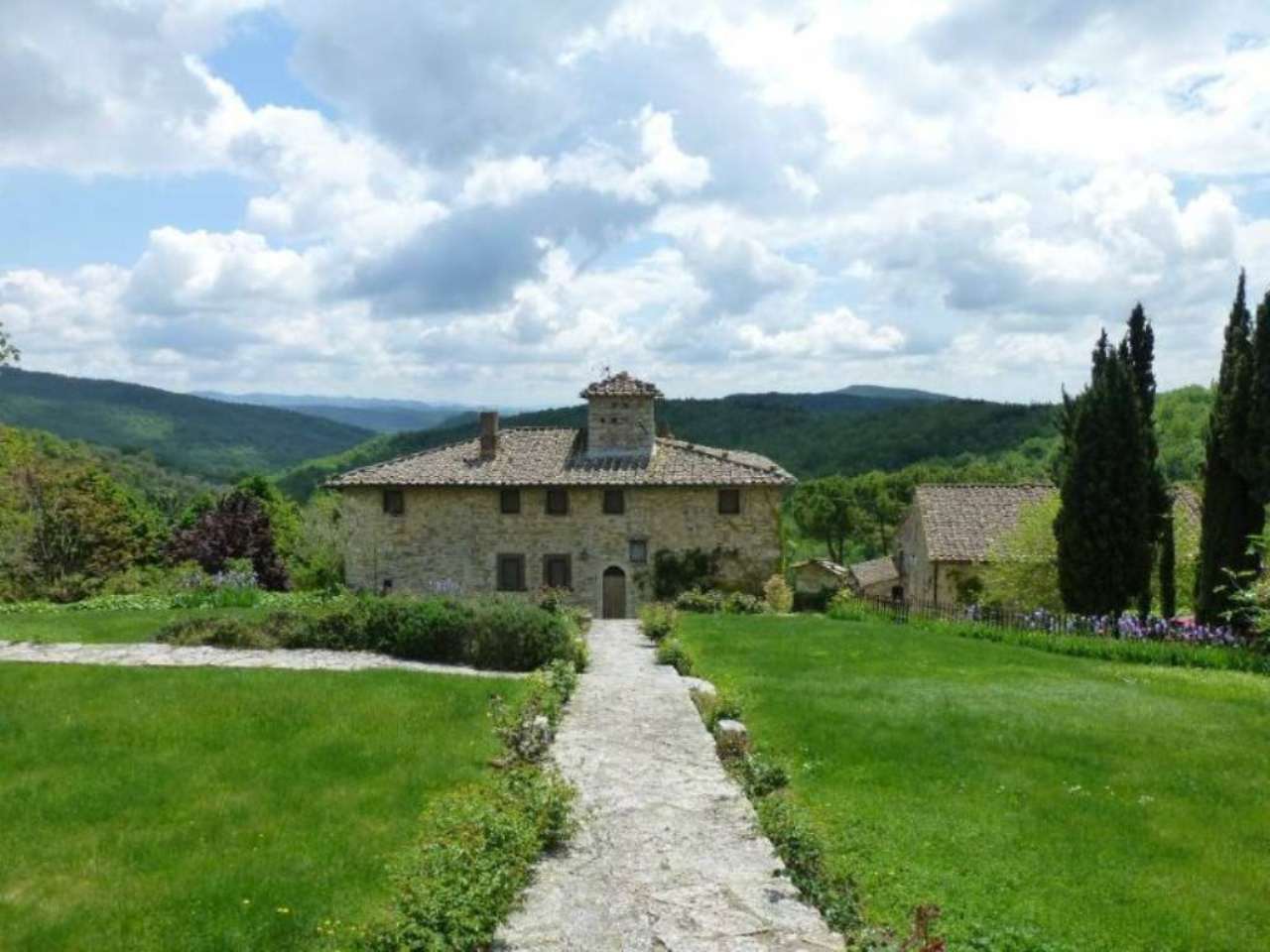 Appartamento CASTELLINA IN CHIANTI vendita   Statale 429 di Val D'Elsa Giulia Garbi Immobiliare