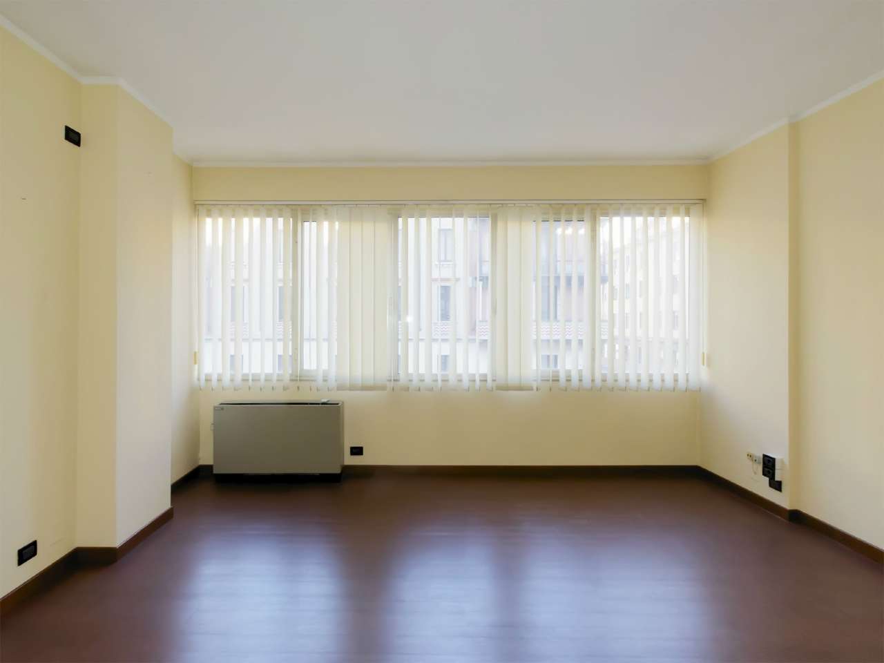  milano vendita quart: v giornate istituto-finanziario-immobiliare