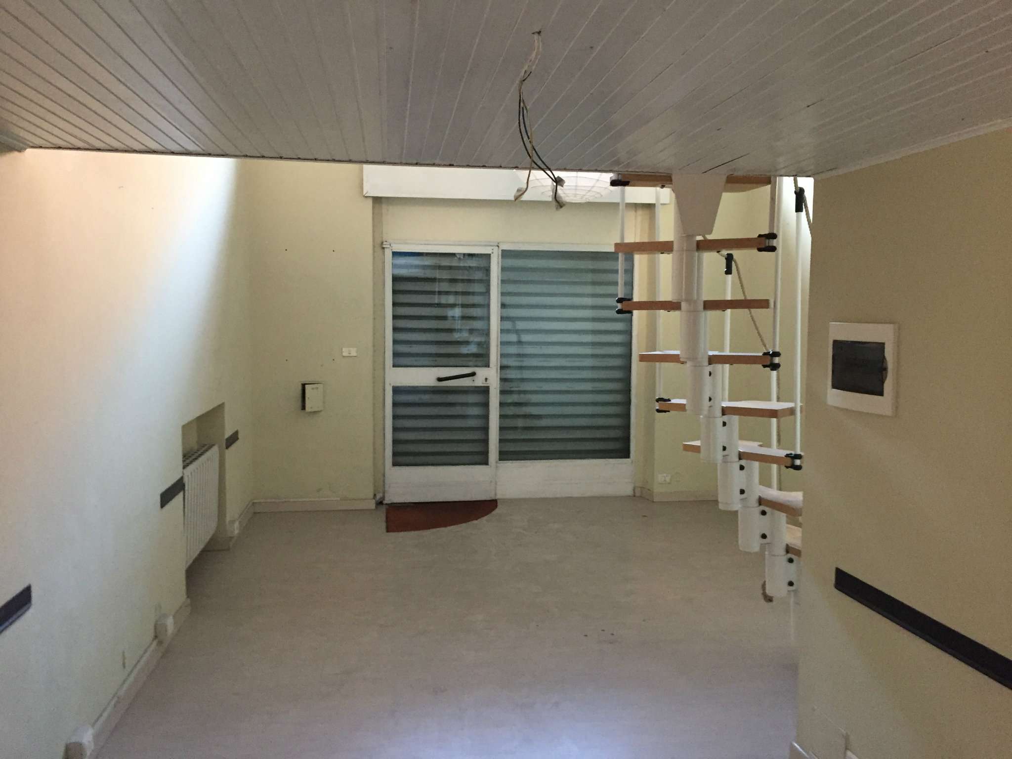 Negozio - Loc.Com. MILANO vendita  BARONA Misurata Punto Casa Consulenze Immobiliari s.r.l.