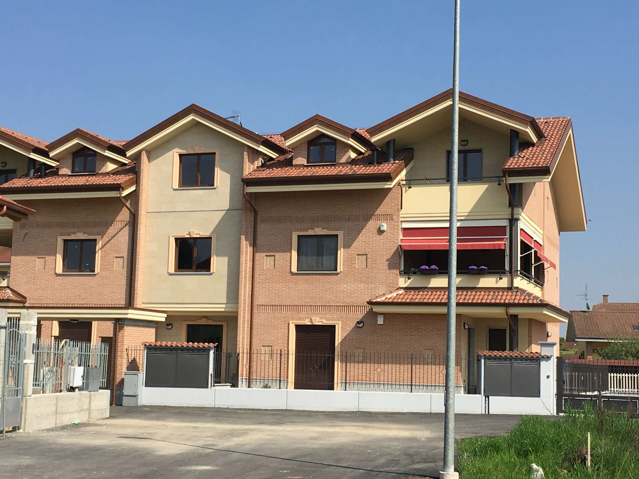 Appartamento PIOBESI TORINESE vendita  centro paese Pascoli Ferrero Immobiliare