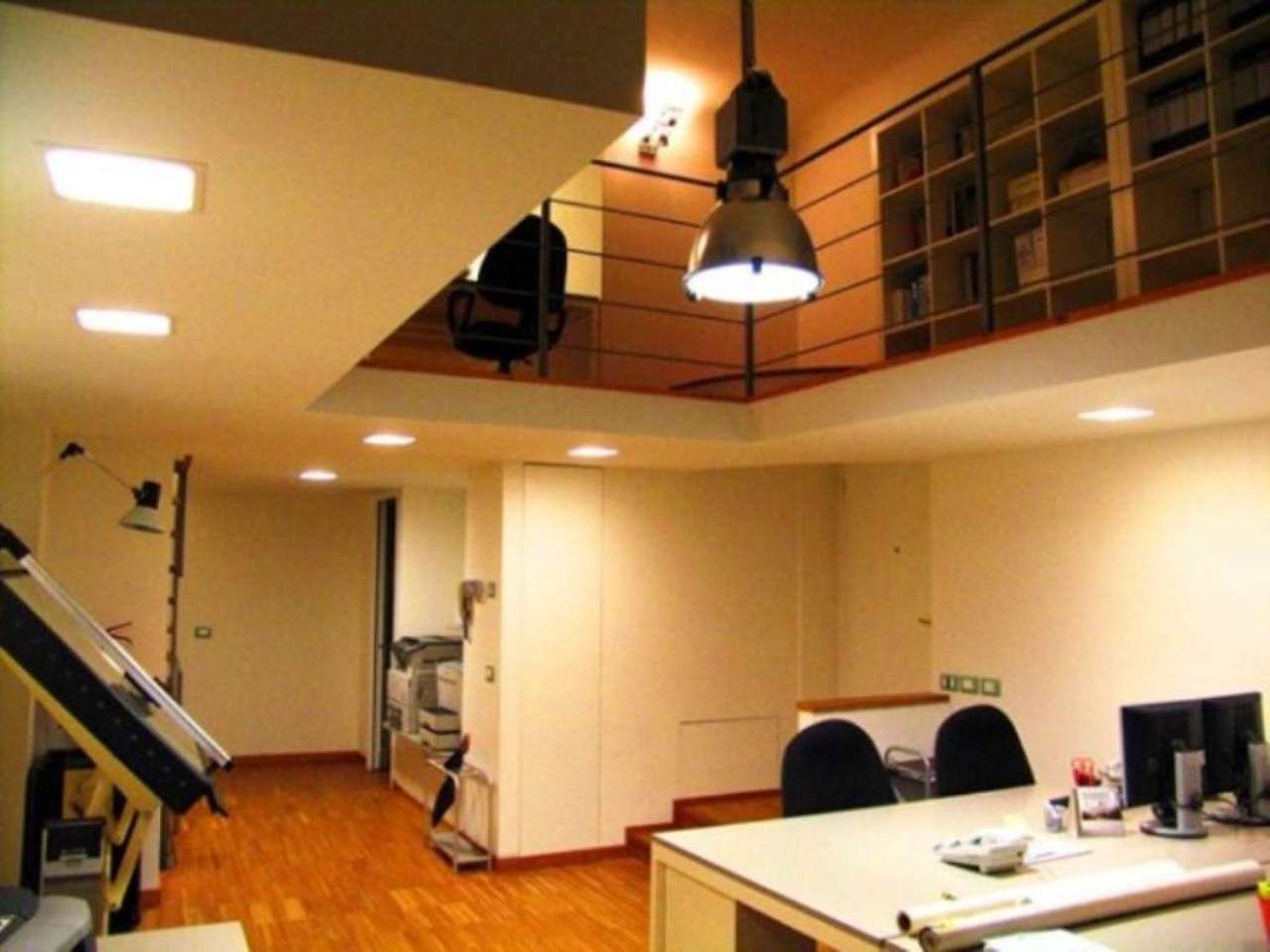 Negozio - Loc.Com. MILANO vendita  CENTRO STORICO  CARTESIO INVESTIMENTI IMMOBILIARI