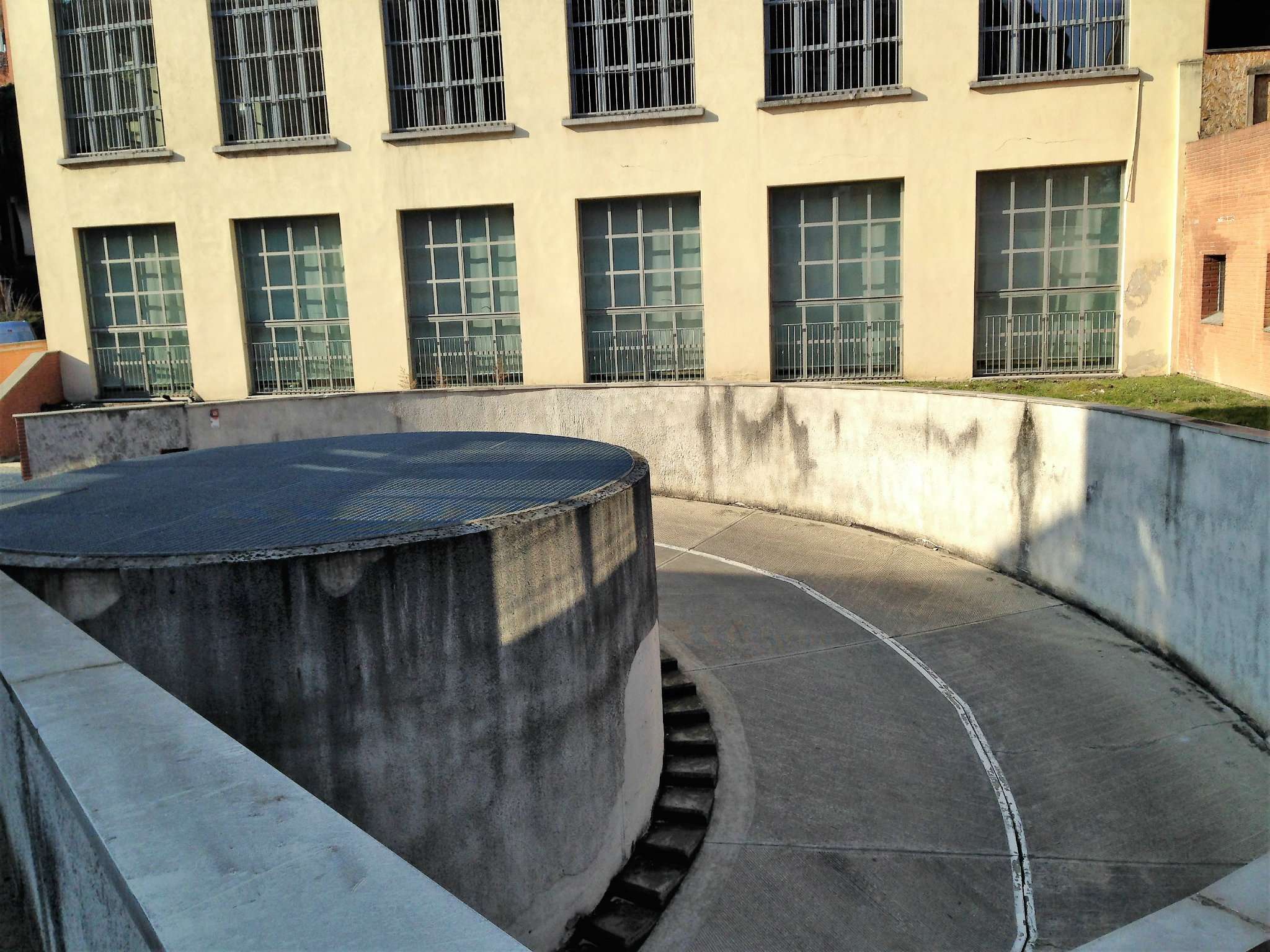 Box auto - Posto auto MILANO affitto  ROMOLO  Studiomigliavacca