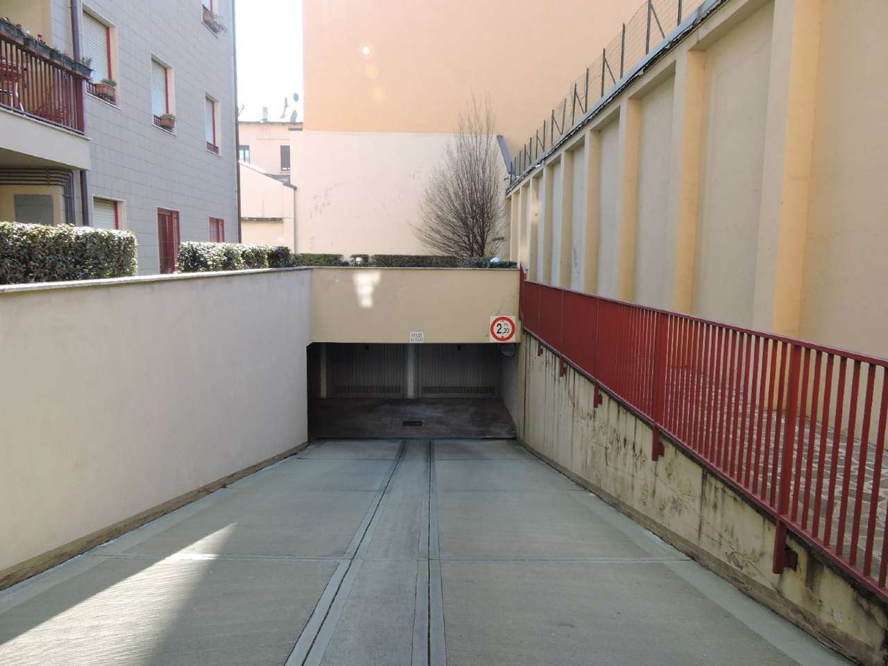 Box auto - Posto auto MILANO vendita  FIERA  Studiomigliavacca