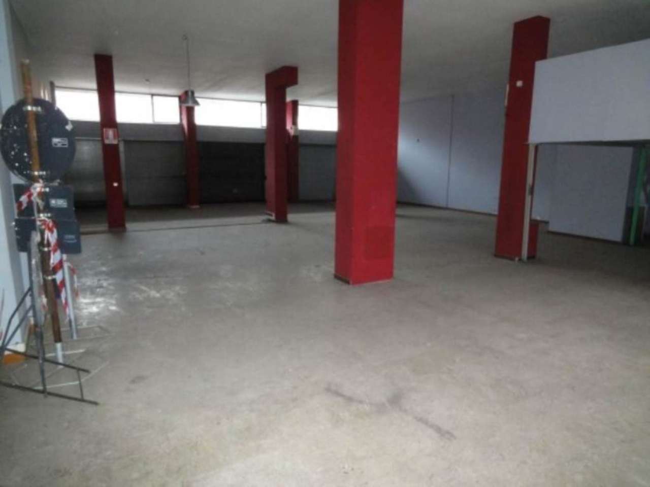 Negozio - Loc.Com. MILANO vendita  DERGANO Giuseppe Candiani Promedia Case Operazioni Immobiliari