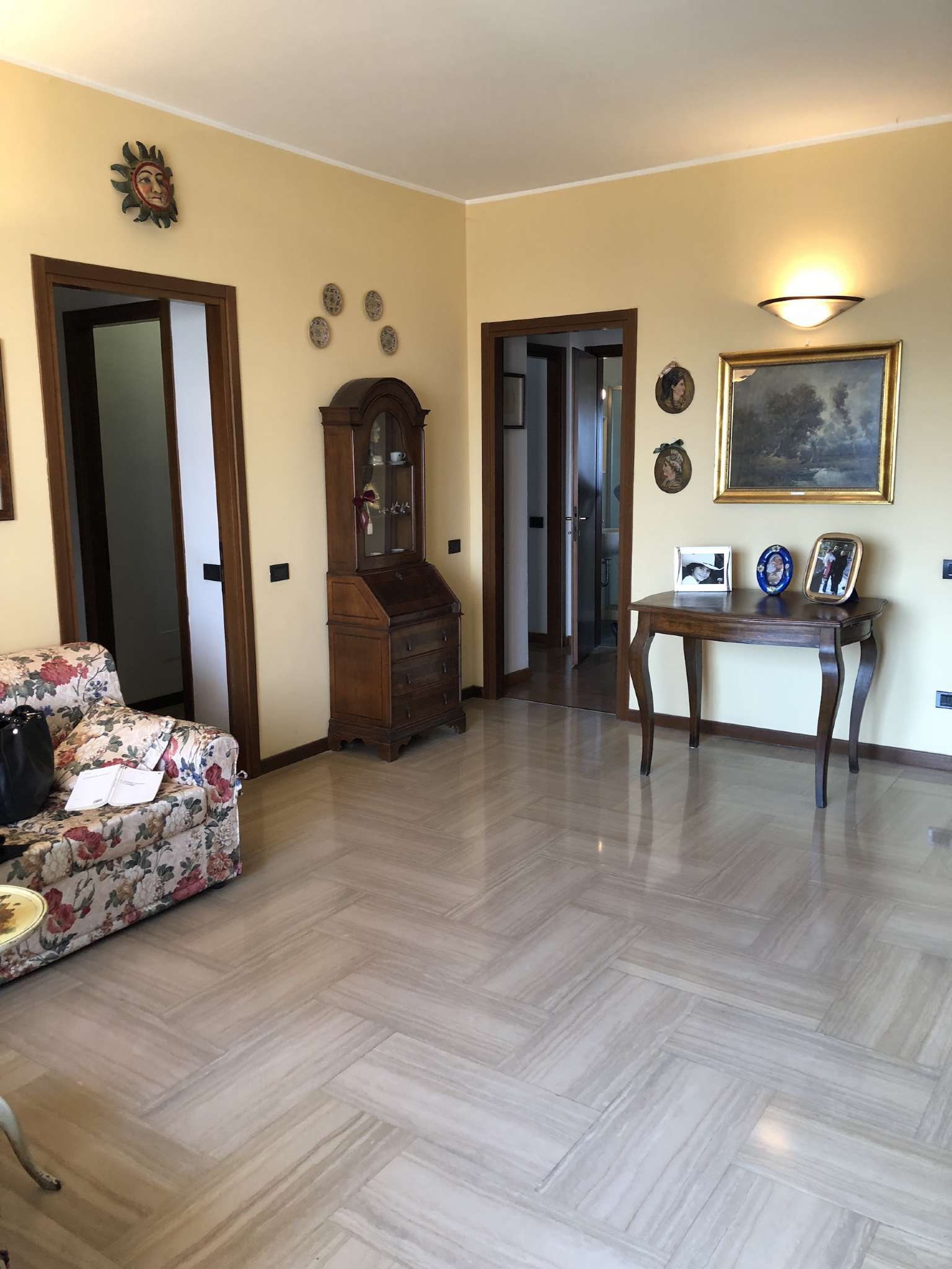 Appartamento MILANO vendita  ROMOLO Via Parenzo vicinanze Via Lodovico Il Moro ERREDI REAL ESTATE S.R.L.