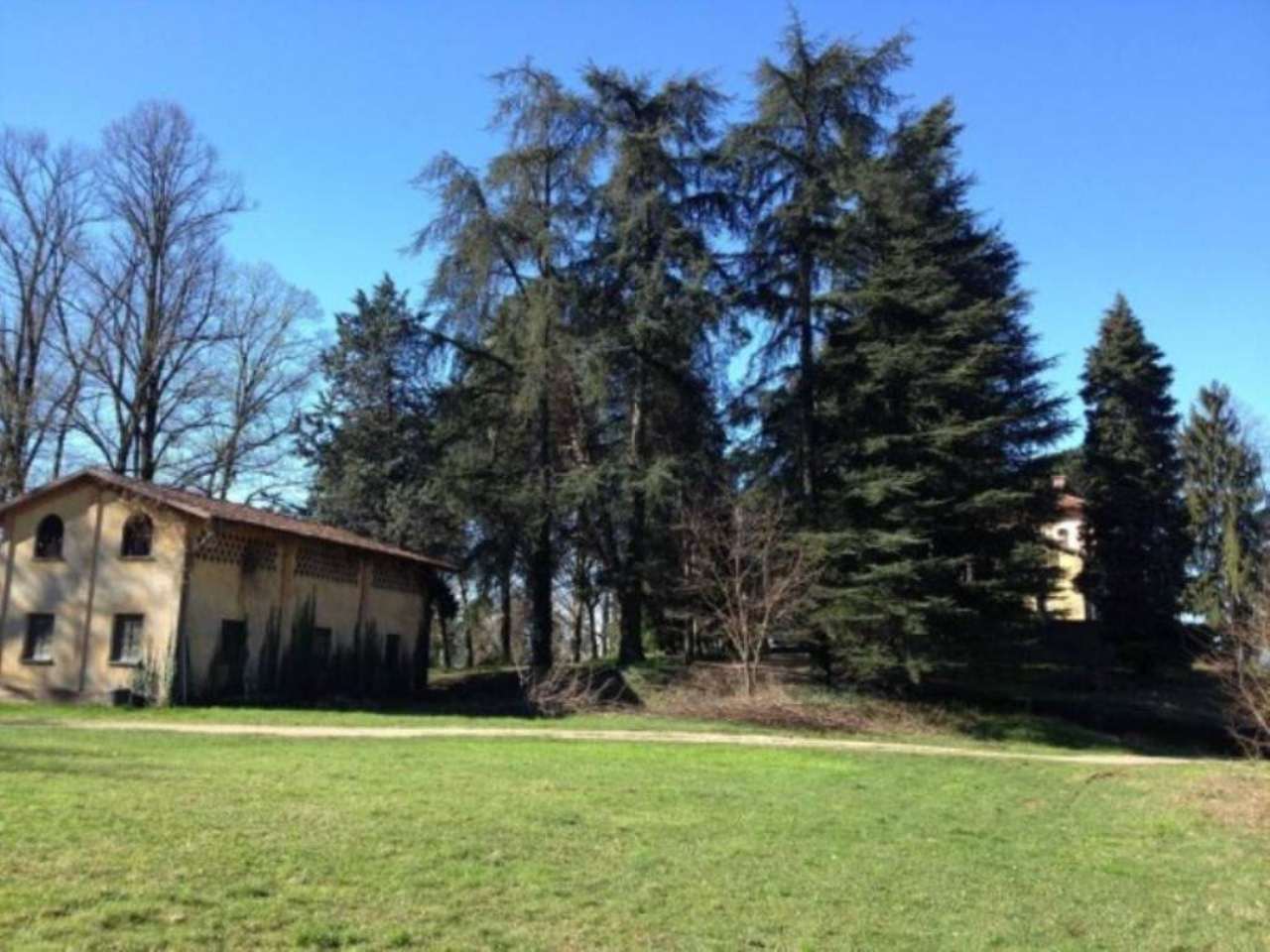 Villa BESNATE vendita   Ravellino MD IMMOBILIARE