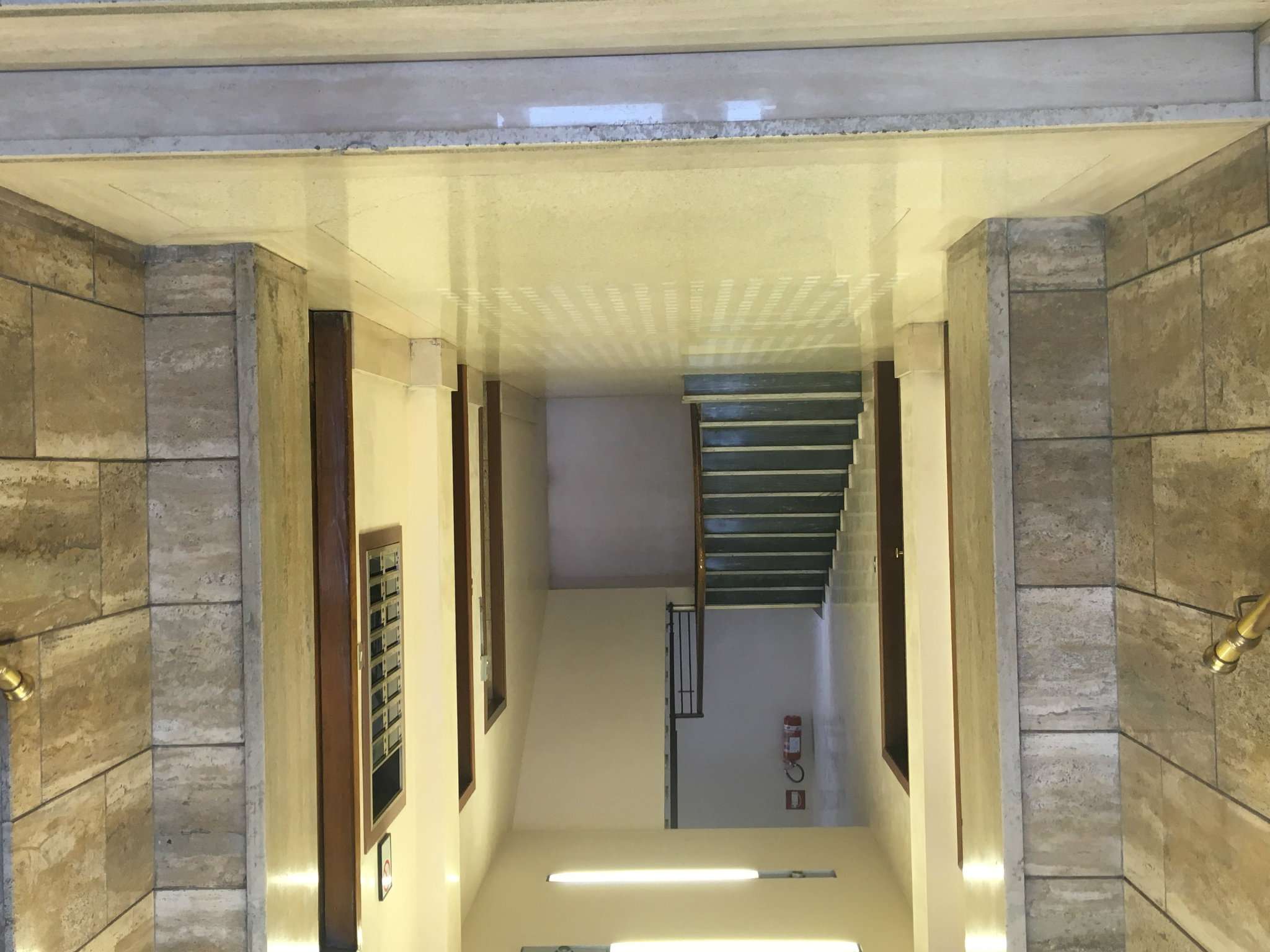 Ufficio - Loc.Com. MILANO vendita  BOCCONI COL DEL ROSSO MD IMMOBILIARE