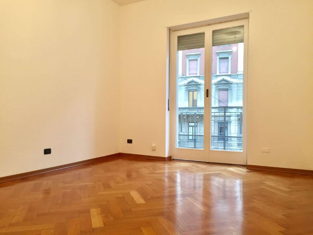  milano affitto quart: v giornate elite real estate s.r.l.