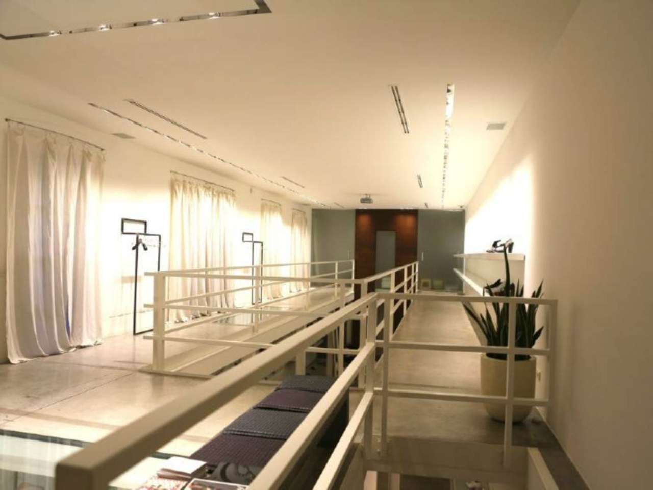 Ufficio - Loc.Com. MILANO vendita  ROMOLO Vigevano Immobili di Pregio srl