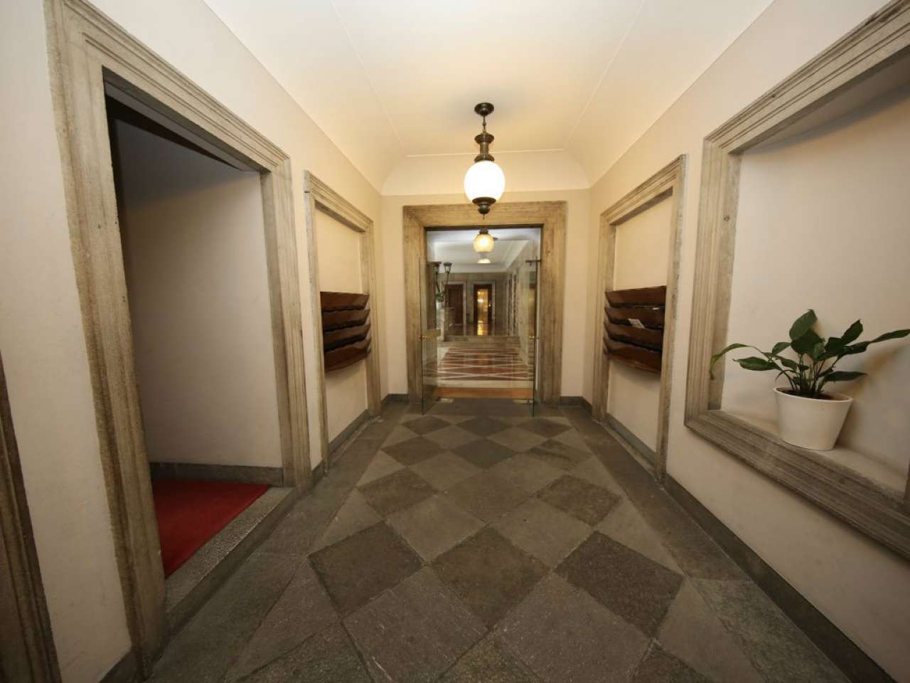 Ufficio - Loc.Com. MILANO vendita  CENTRO STORICO Lanzone Immobili di Pregio srl