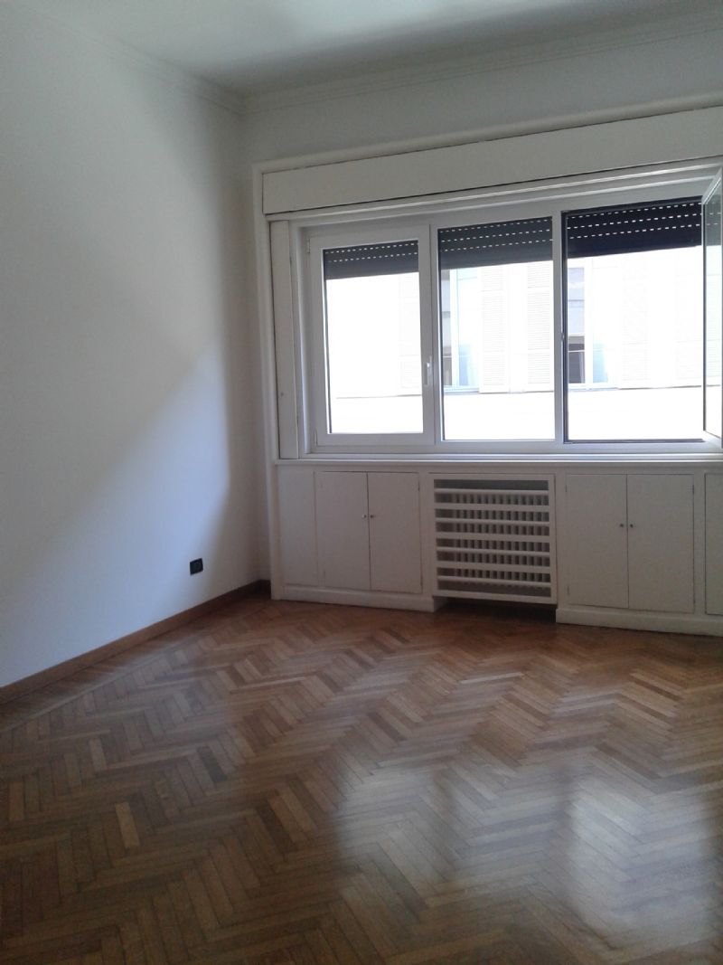 Ufficio - Loc.Com. MILANO affitto  CENTRO STORICO Sant'Antonio Fontana Immobili di Prestigio