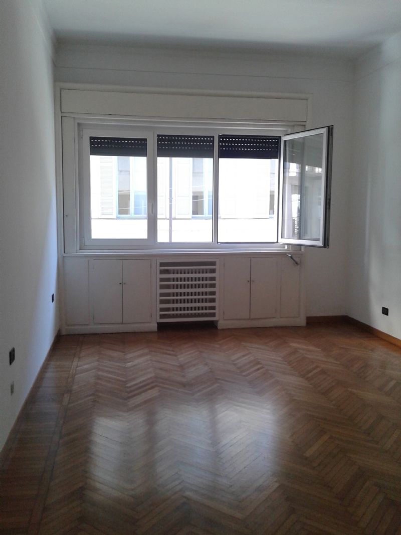 Ufficio - Loc.Com. MILANO affitto  CENTRO STORICO Sant'Antonio Fontana Immobili di Prestigio