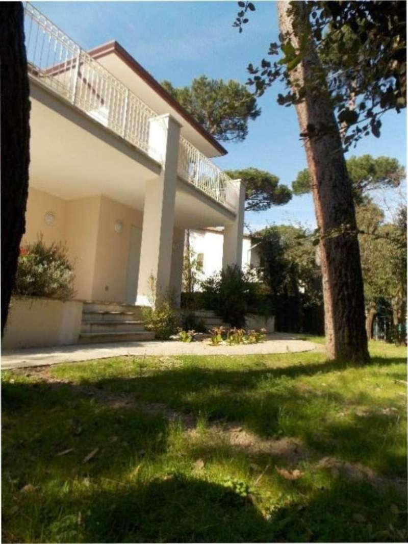 Villa Bifamiliare FORTE DEI MARMI vendita   Padre Ignazio da Carrara Fontana Immobili di Prestigio