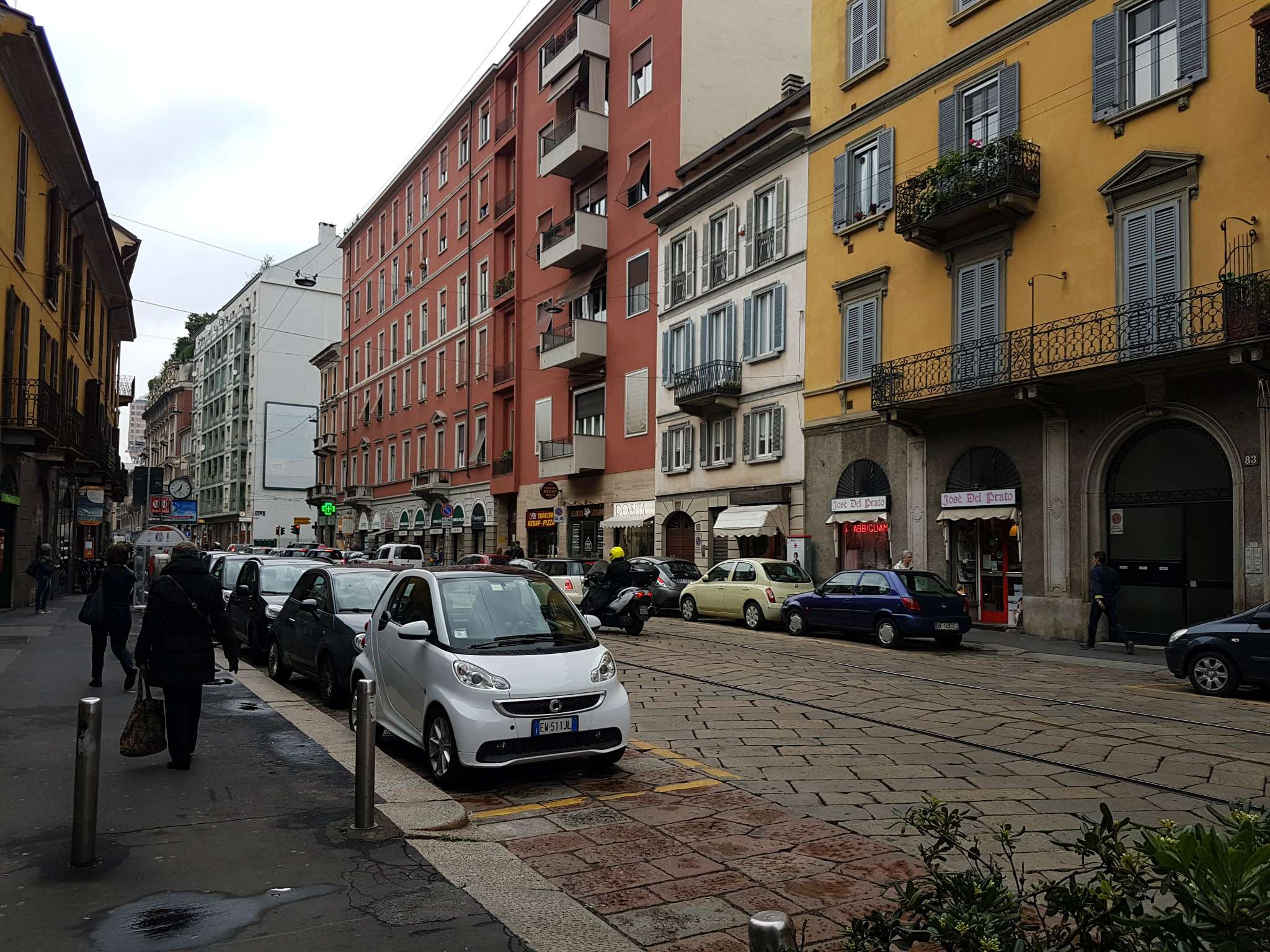 Negozio - Loc.Com. MILANO affitto  V GIORNATE Porta Romana Fontana Immobili di Prestigio