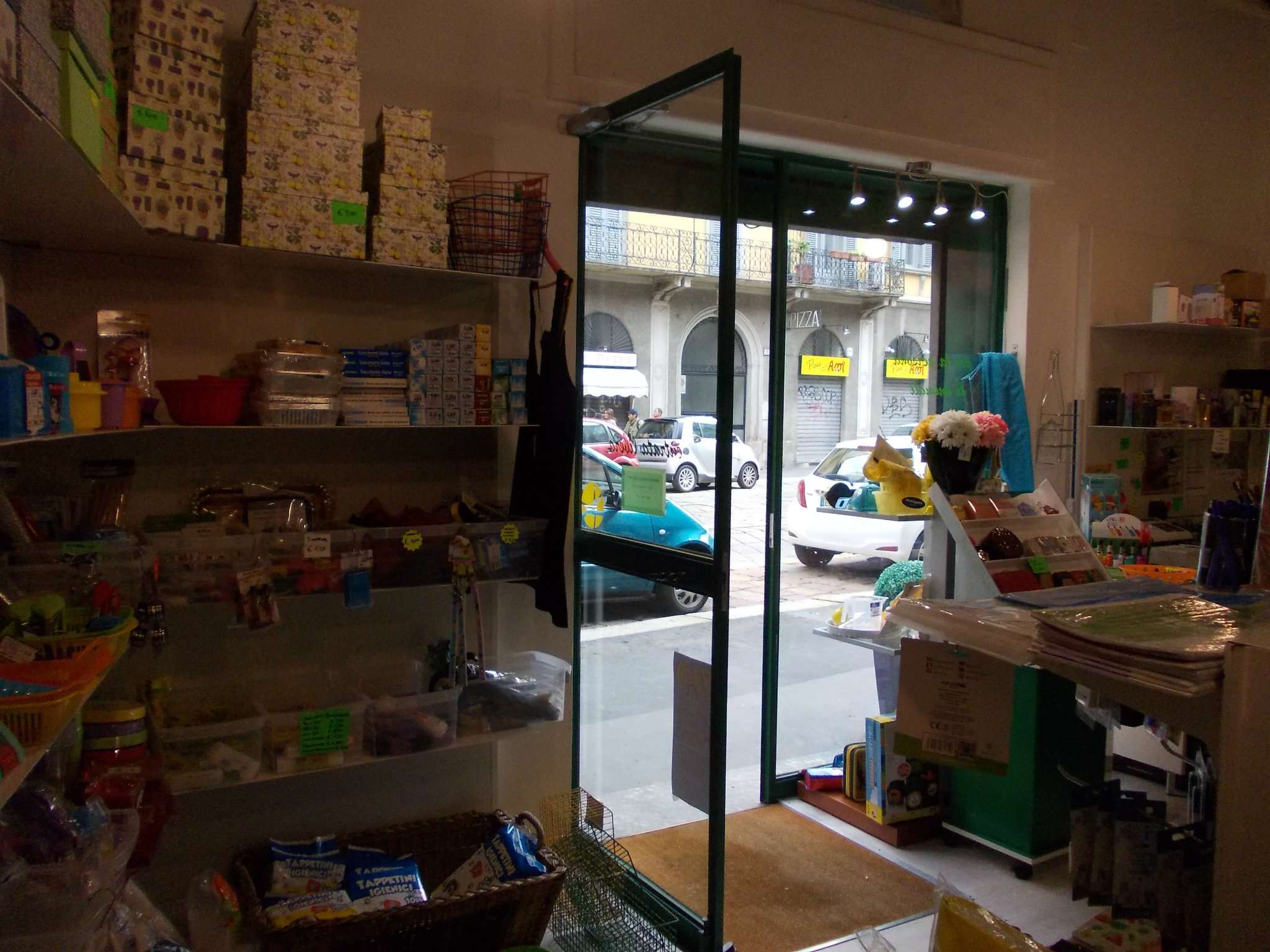 Negozio - Loc.Com. MILANO affitto  V GIORNATE Porta Romana Fontana Immobili di Prestigio