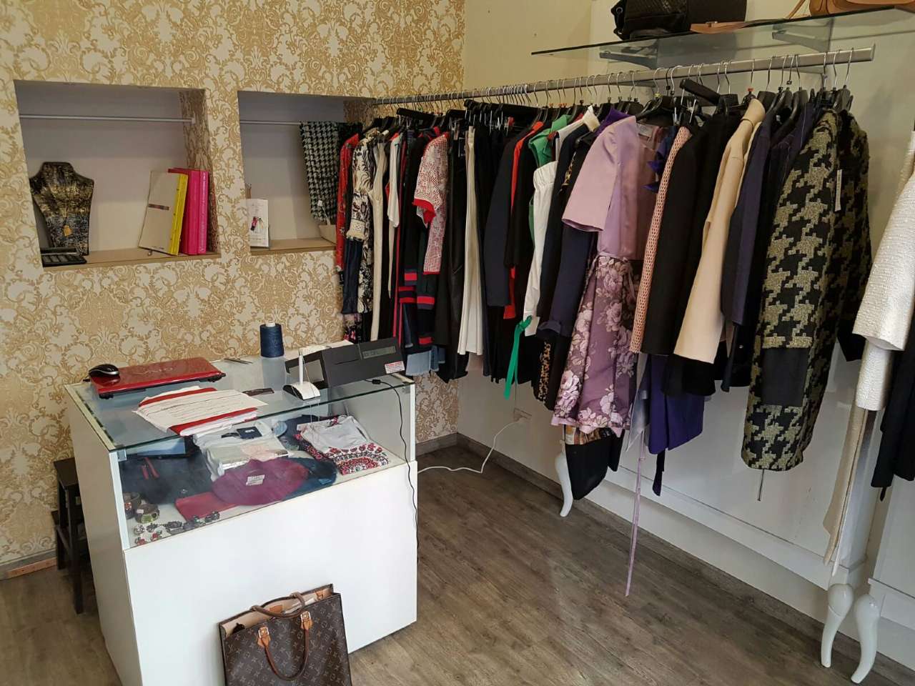 Negozio - Loc.Com. MILANO affitto  CENTRO STORICO Buenos Aires Fontana Immobili di Prestigio