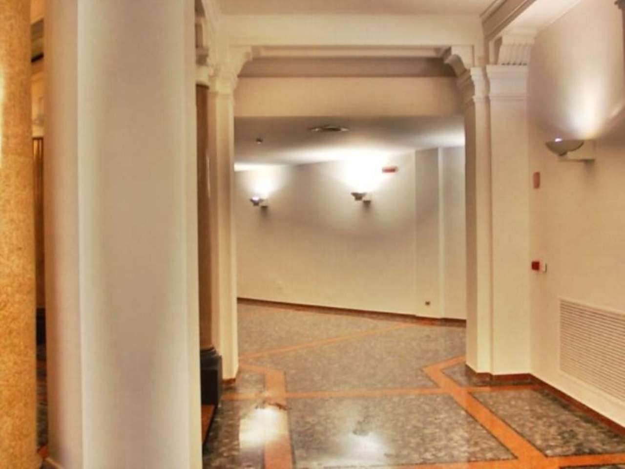 Ufficio - Loc.Com. MILANO affitto  CADORNA Clerici Fontana Immobili di Prestigio