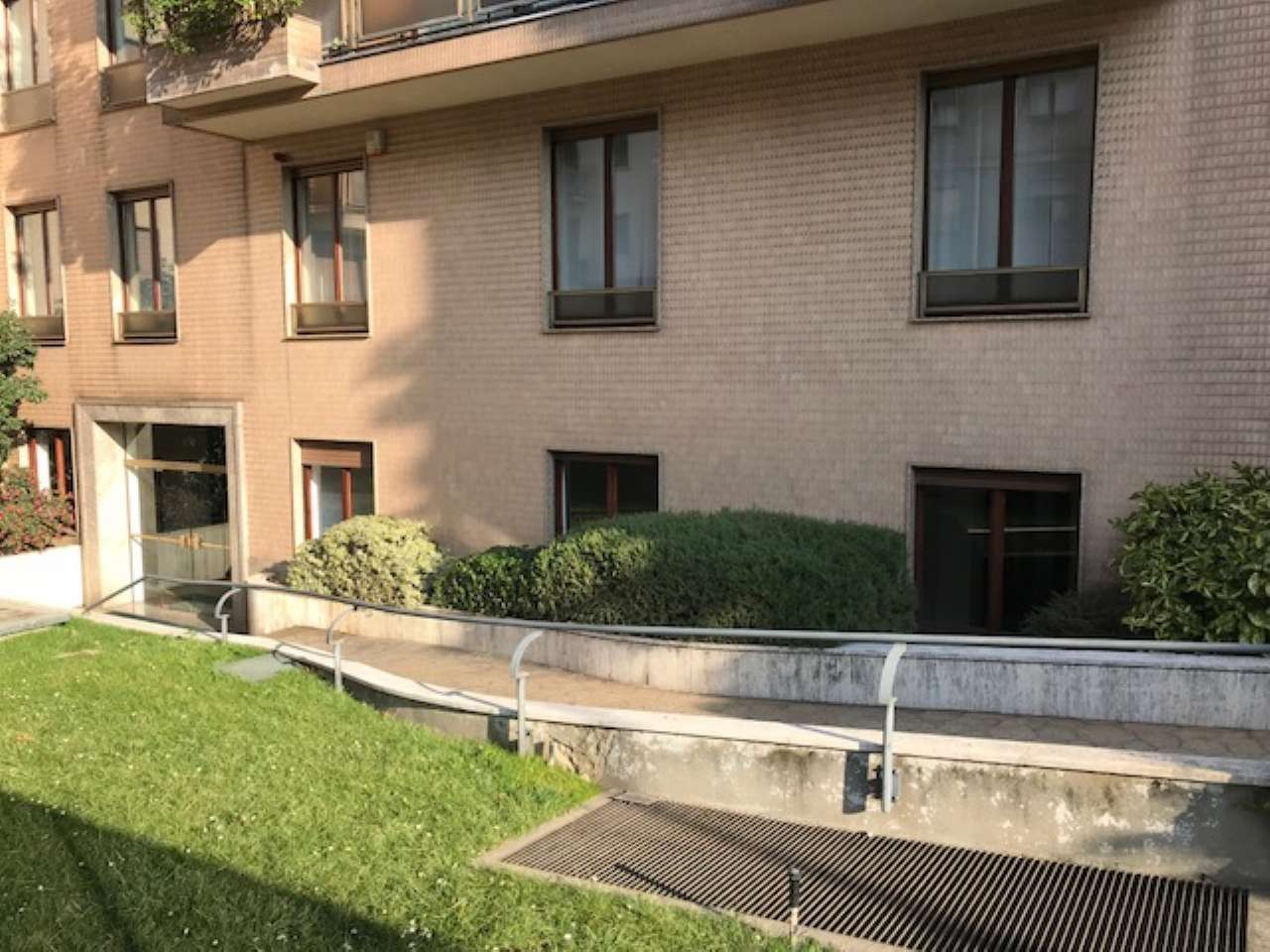 Ufficio - Loc.Com. MILANO vendita  BUENOS AIRES Ponchielli Amilcare Basso Servizi Immobiliari S.a.s.