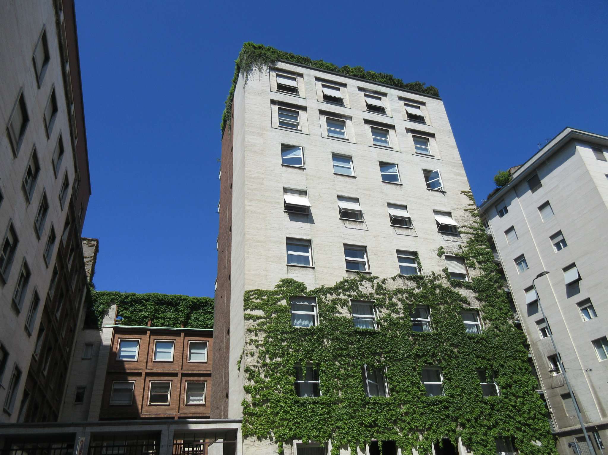 Ufficio - Loc.Com. MILANO affitto  CENTRO STORICO Freguglia LIVING IMMOBILIARE