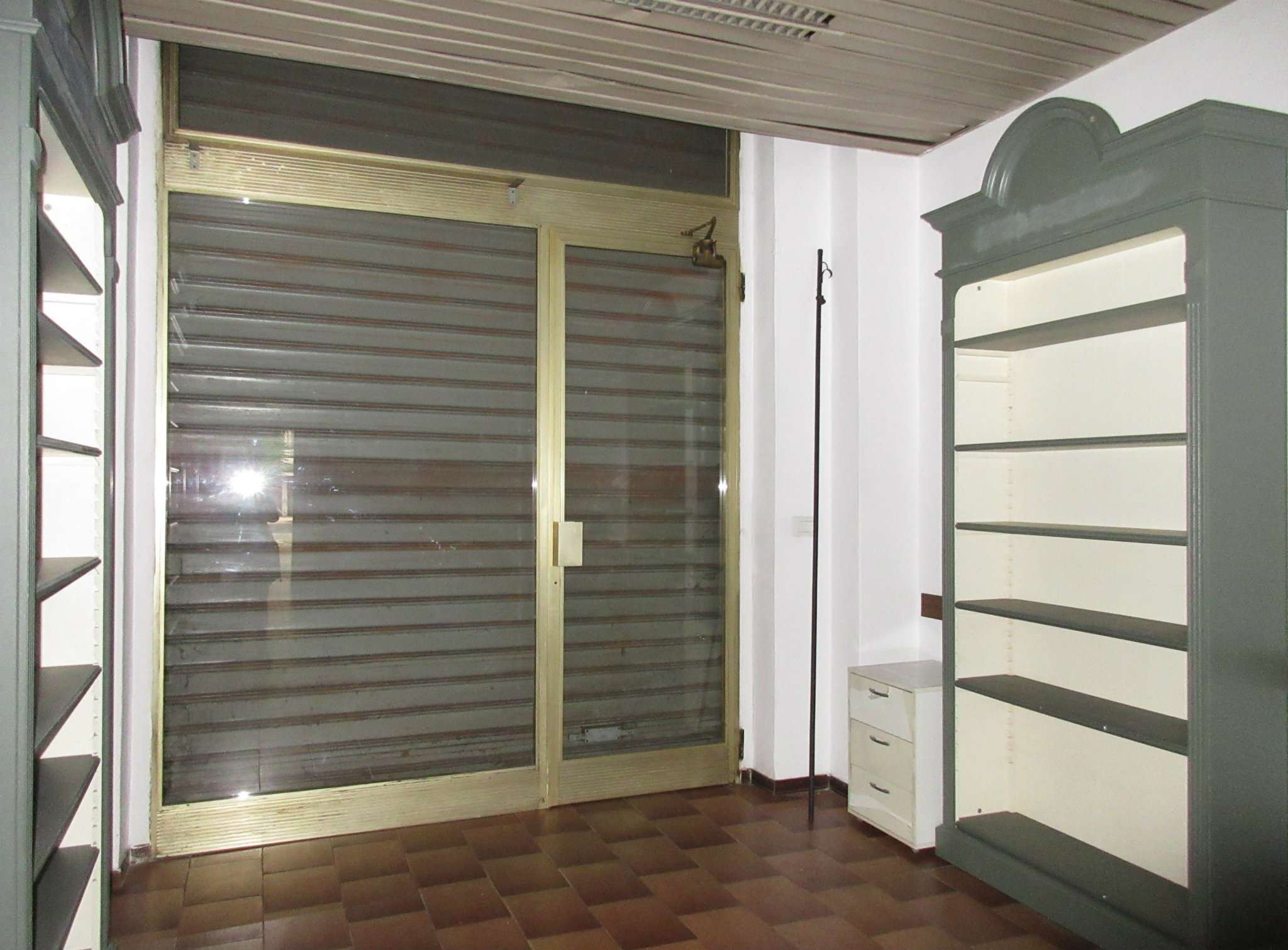 Negozio - Loc.Com. MILANO affitto  V GIORNATE Corsica LIVING IMMOBILIARE