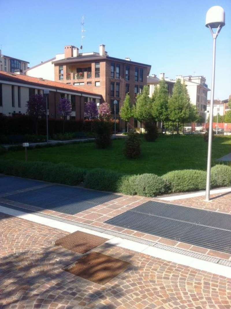 Appartamento MILANO affitto  BOCCONI Via Gola, MEG IMMOBILIARE