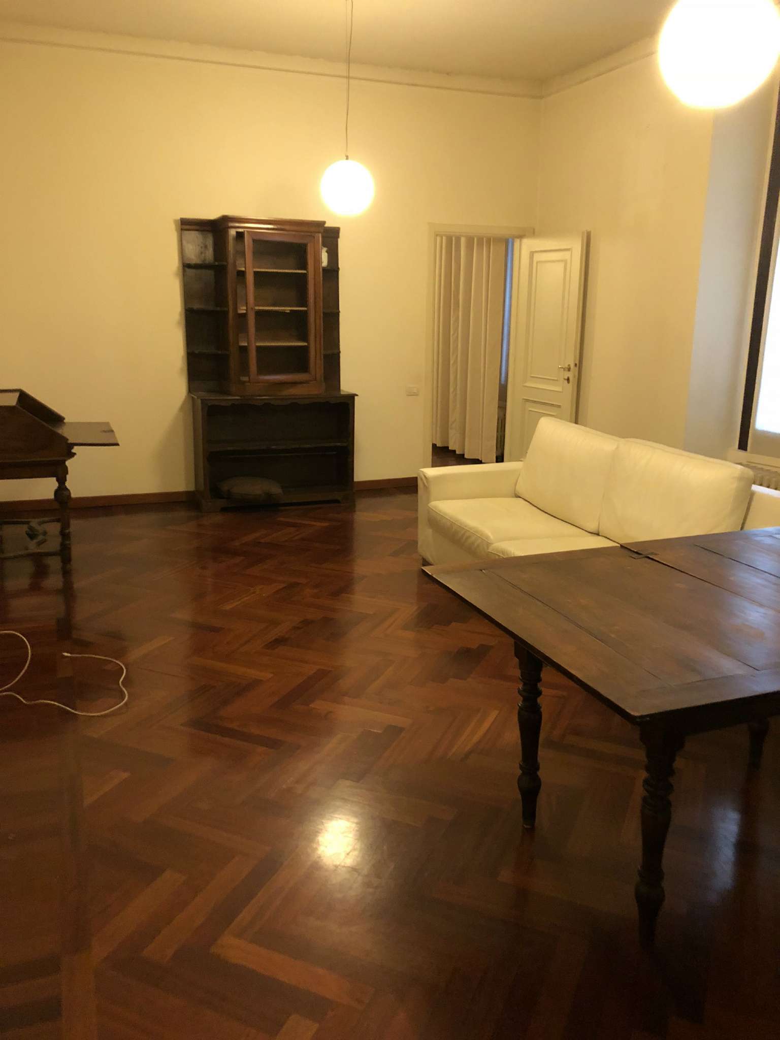 Appartamento MILANO vendita  ISOLA viale francesco crispi MEG IMMOBILIARE