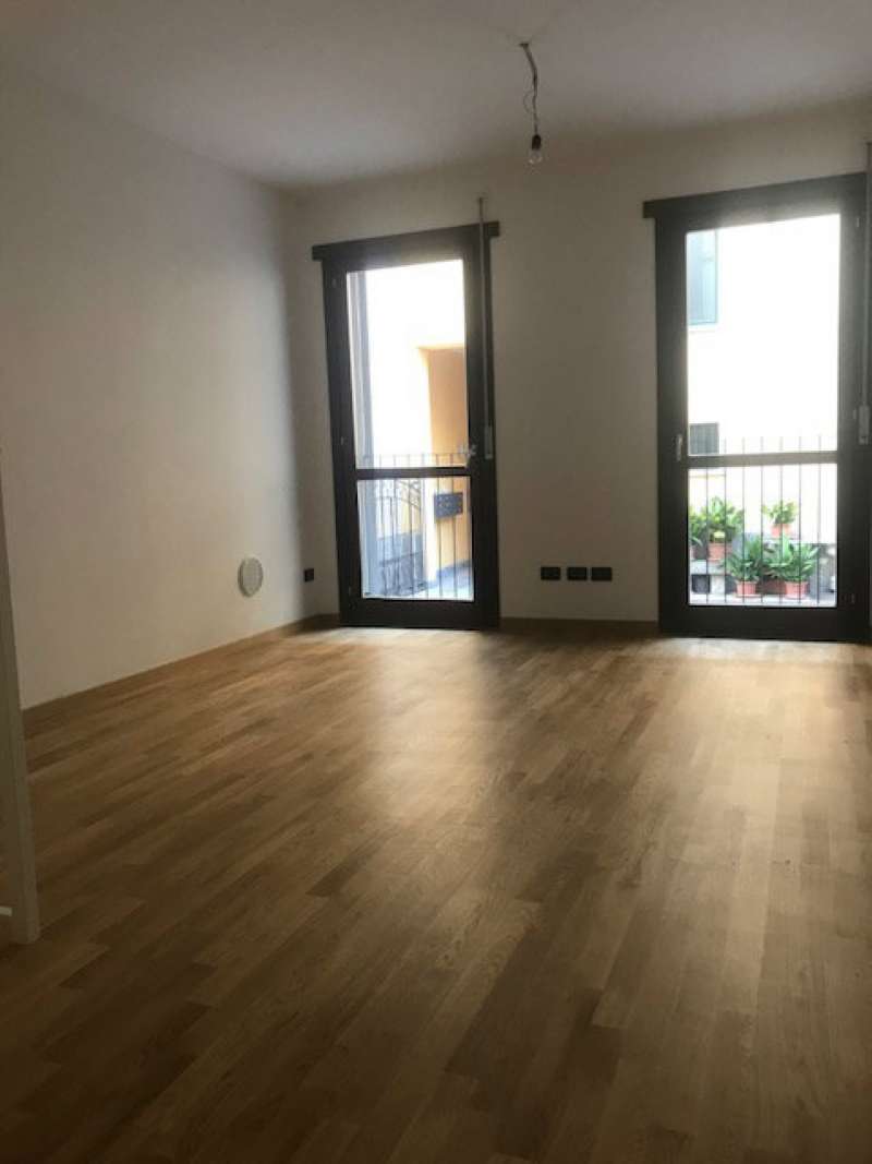 Appartamento MILANO vendita  DE ANGELI Capecelatro Coifil srl