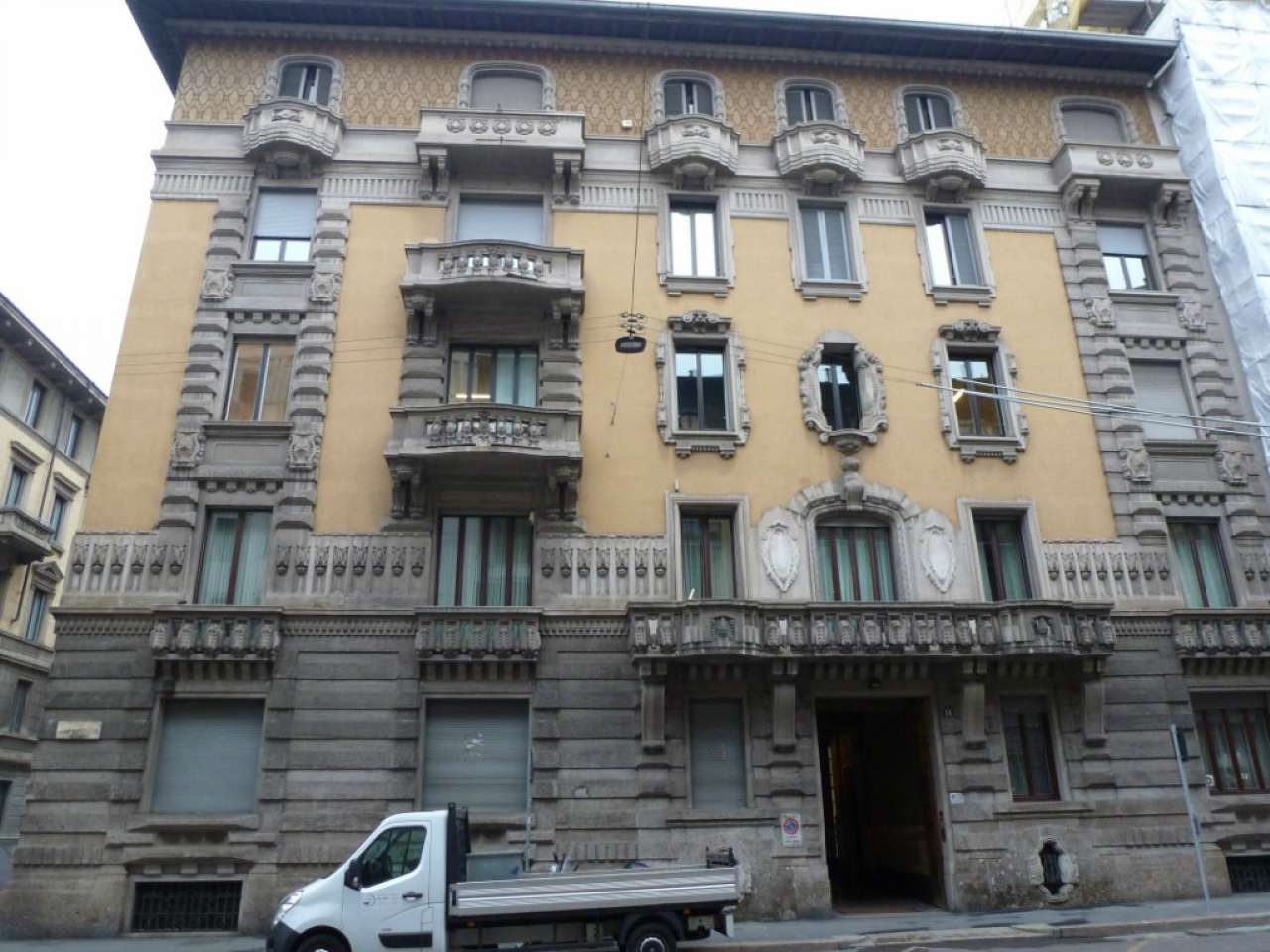 Ufficio - Loc.Com. MILANO affitto  CENTRO STORICO Carducci Coifil srl