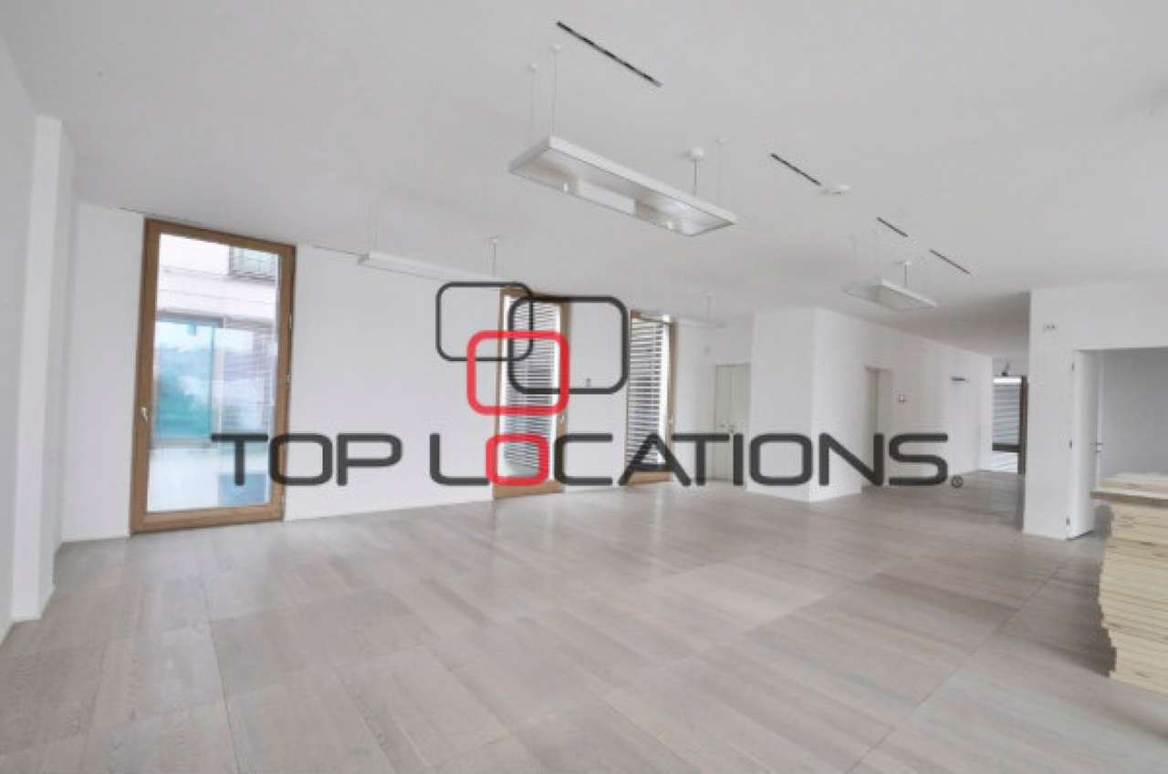 Show Room MILANO affitto  ROMOLO Tortona Top Locations