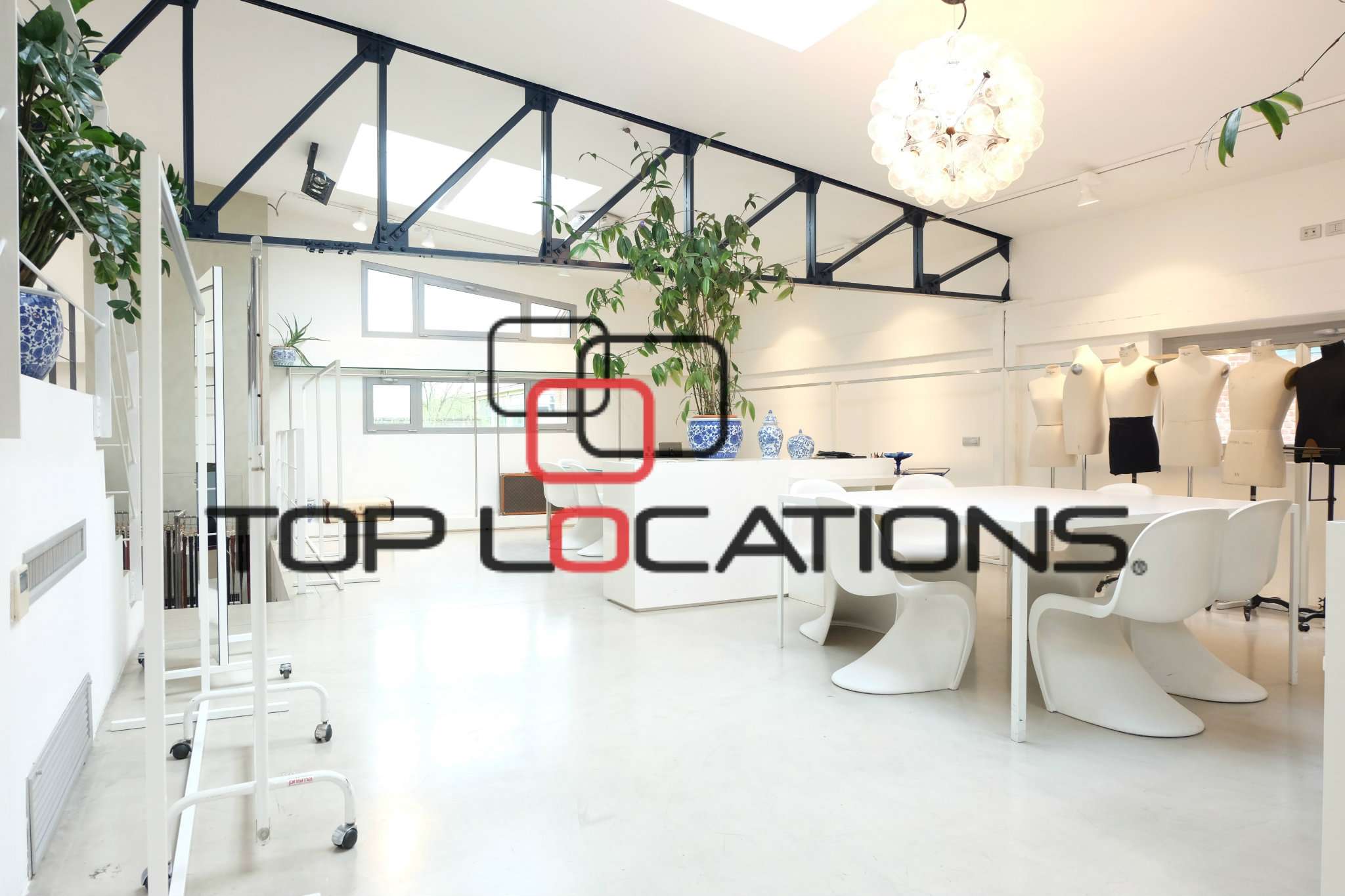 Show Room MILANO vendita  ROMOLO Ludovico il Moro Top Locations
