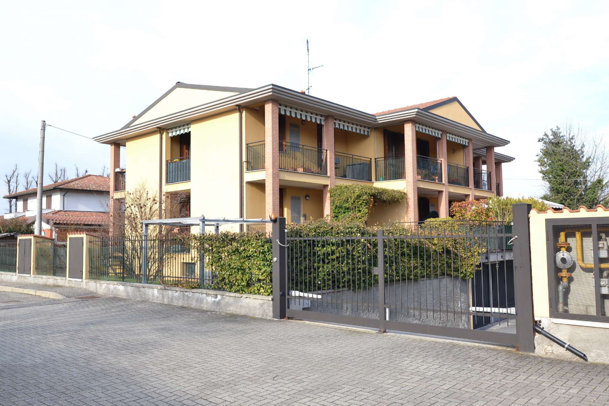  certosa-di-pavia vendita quart:  re-max-trinity