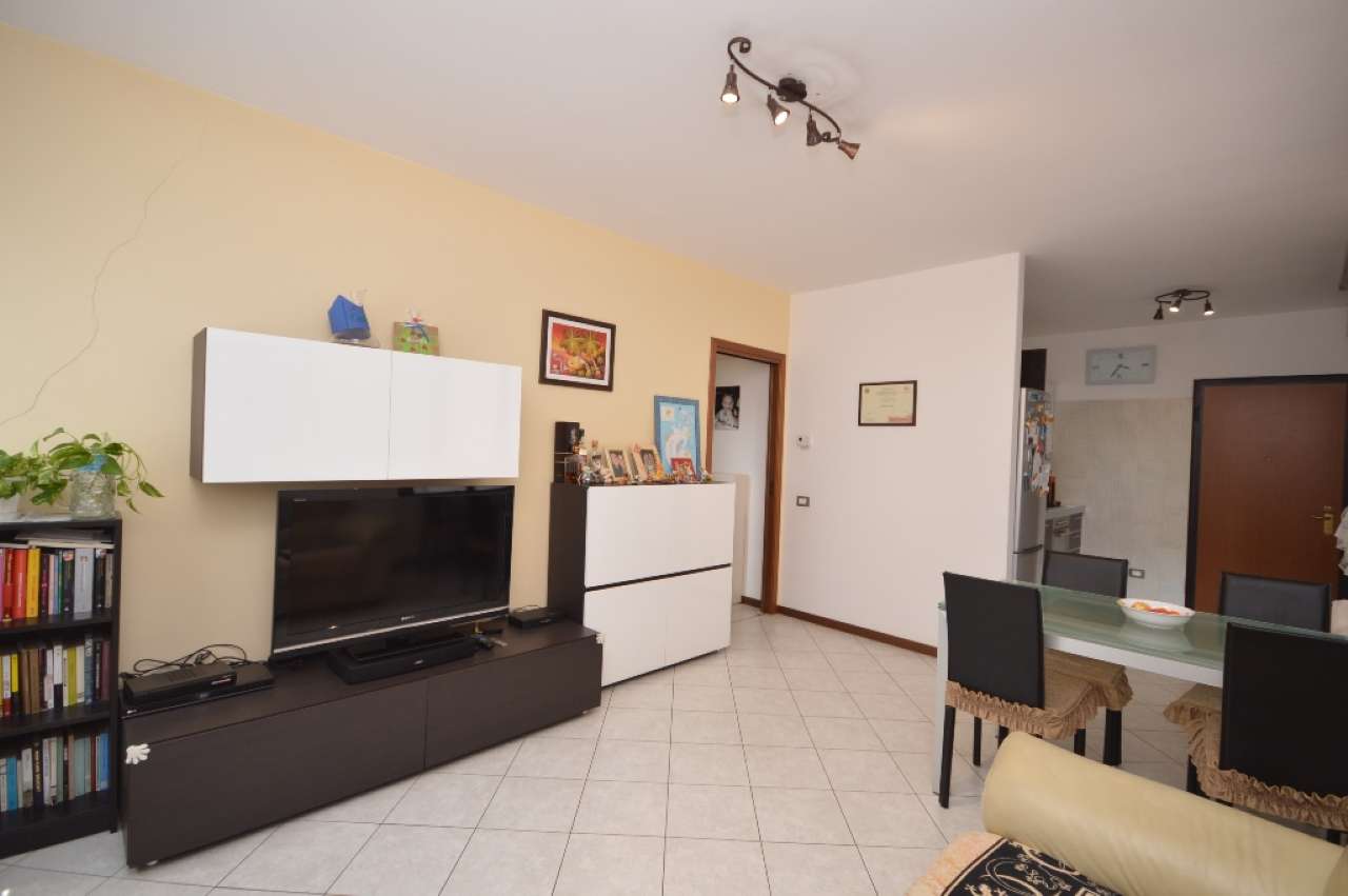 Appartamento MILANO vendita  BAGGIO Aterno RE/MAX Trinity