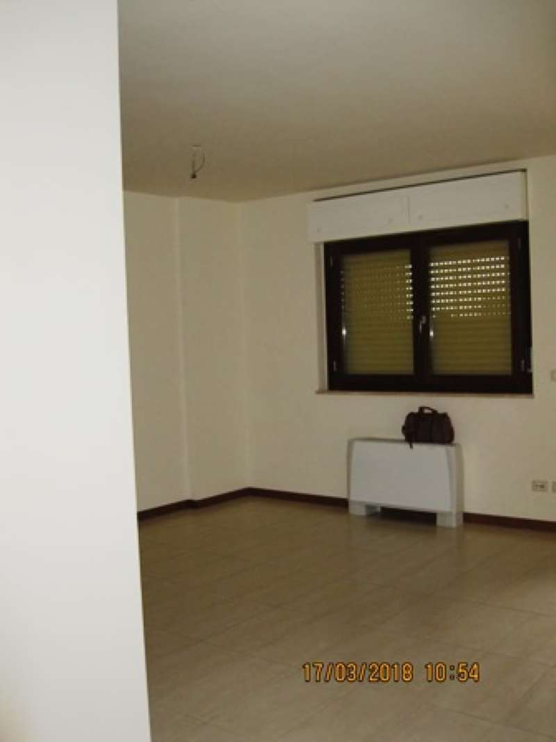 Appartamento ROMA vendita  PRENESTINO - CENTOCELLE  via collatina D'Onofrio Immobiliare