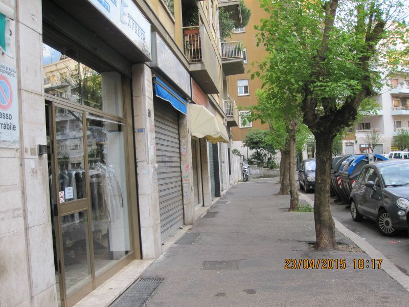 Negozio - Loc.Com. ROMA vendita  BOLOGNA Ugo balzani D'Onofrio Immobiliare