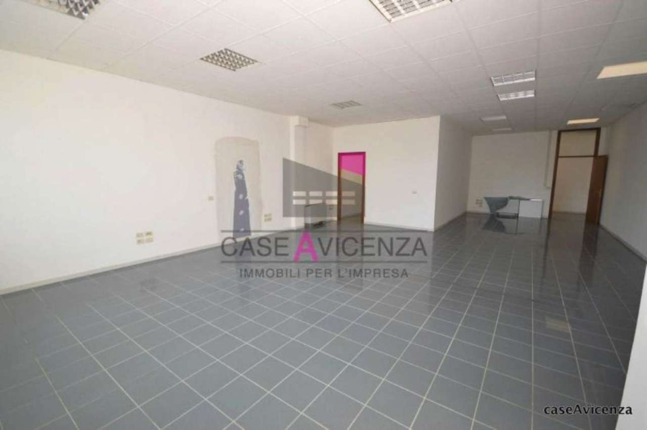  vicenza affitto quart:  futuram-immobili-per-l'impresa