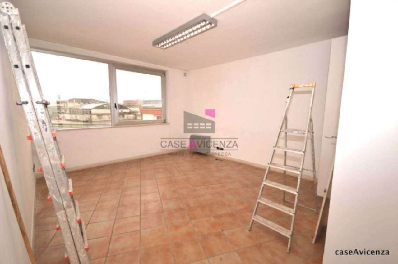  vicenza affitto quart:  futuram-immobili-per-l'impresa