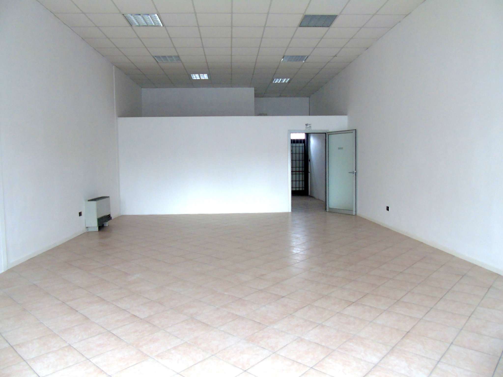 Negozio - Loc.Com. VICENZA affitto   viale del sole Futuram - Immobili per L'Impresa