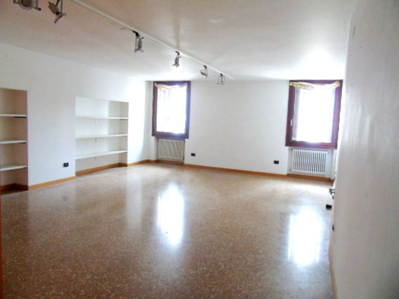 Ufficio - Loc.Com. VICENZA affitto   san lorenzo Futuram - Immobili per L'Impresa