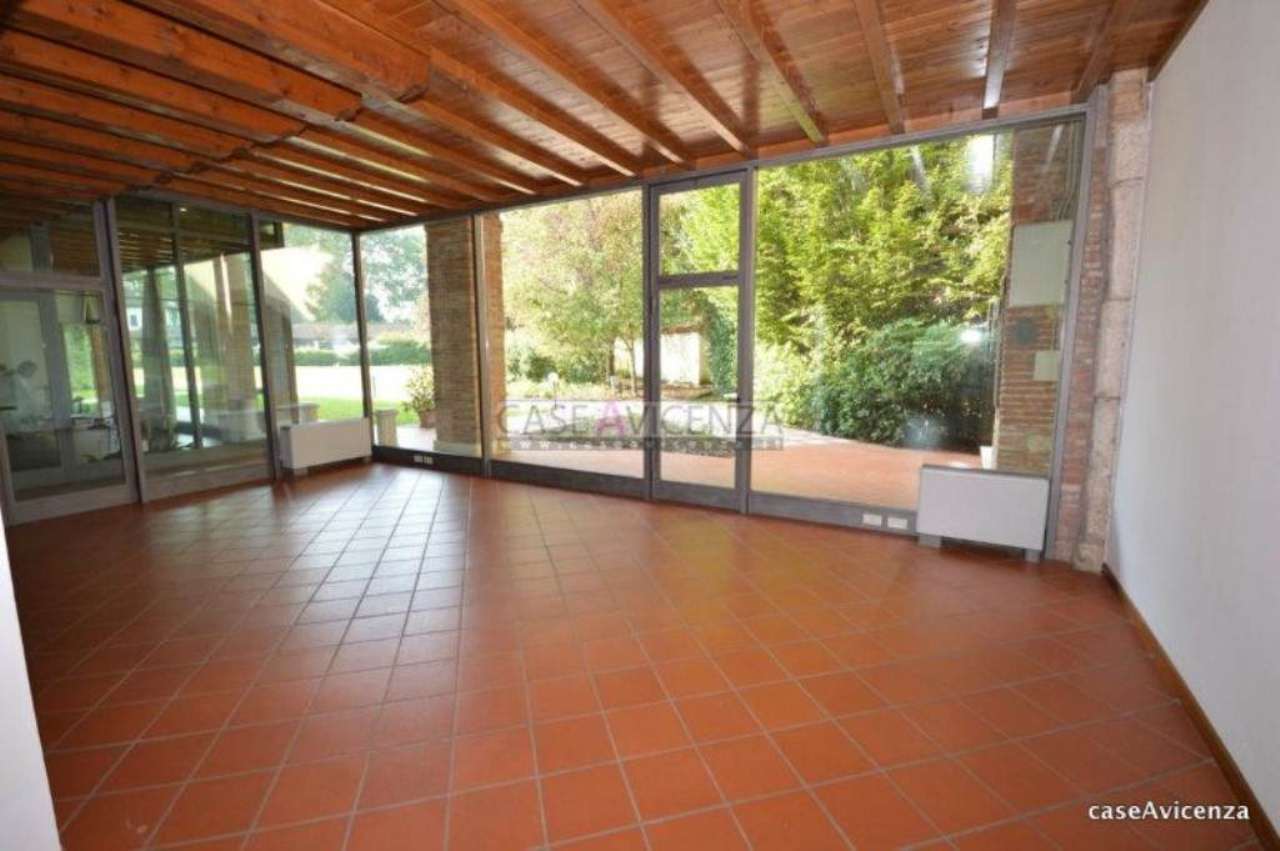  vicenza affitto quart:  futuram-immobili-per-l'impresa