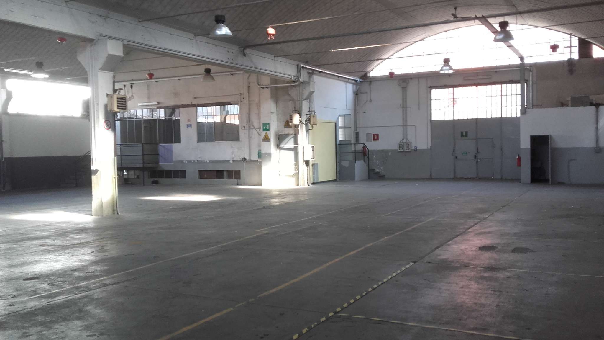 Capannoni (Tutti) TORINO affitto  SANTA RITA  Edilcase