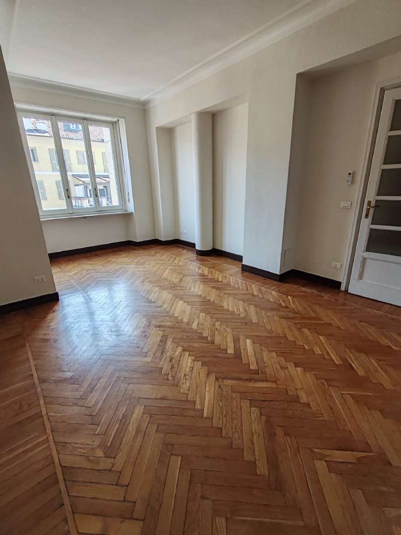 Torino Affitto APPARTAMENTO Immagine 2